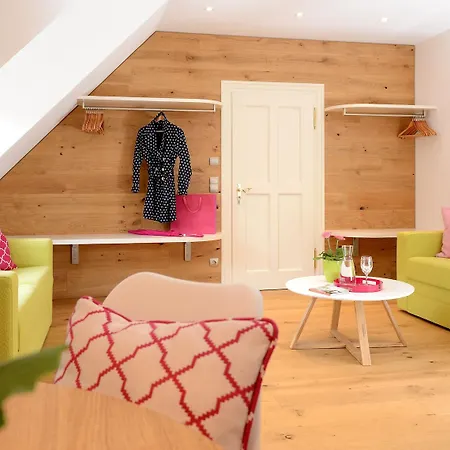 Romantik Markusturm Hotell 3*