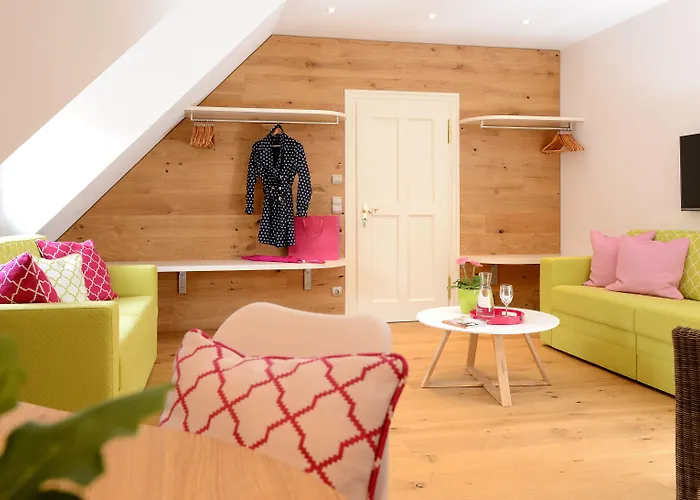Romantik Markusturm Hotell 3*